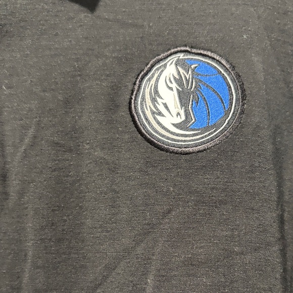 Nike Black Polo with Embroidered Logo Dallas Mavericks - Picture 2 of 4